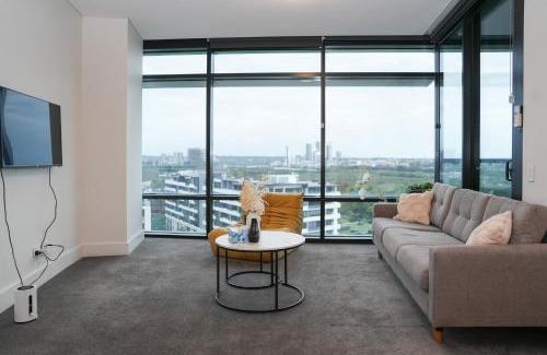 Sydney Olympic Park Apartment | Skyline Retreat in Olympic Park