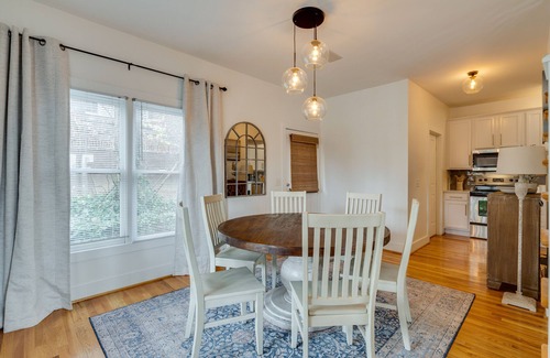 Historic Edgefield House | Skyline Views From Shelby Ave Minutes to Downtown and 5 Points!