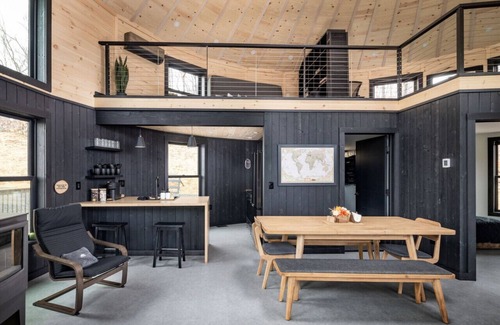 Front Royal RV Rental | Skyline Yurt: Hot Tub~Wood Stove~WiFi~EVcharger