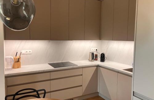 Ruzinov Apartment | SkyNest F110