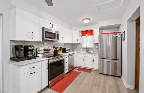 Piney Island House | Slack Tide is a wonderful 3 Bedroom/2 Bath Pet-Friendly Vacation Home on Chincot