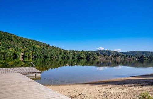 Nebrich House | SLAPY HOUSE - pool view