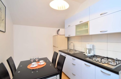 Tribunj House | Slava i Oksana by Interhome