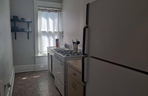 Memphis Apartment | Sledge 3, Adorable Classy One Br