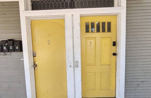 Memphis Apartment | Sledge 3, Adorable Classy One Br