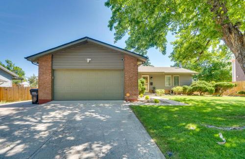 Castlewood Apartment | Sleek and Central Centennial Apartment with Fireplace!