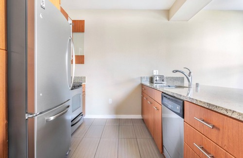 Cupertino Apartment | Sleek Cupertino 1BR w/BBQ, Pool, Parking, walk to Shops, by Blueground