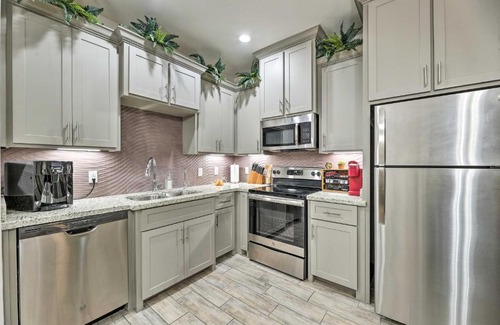 Edinburg Apartment | Sleek Edinburg Home Near Shopping and Hiking!