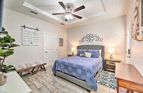 Edinburg Apartment | Sleek Edinburg Home Near Shopping and Hiking!