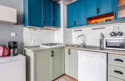 Cihangir Apartment | Sleek Flat with Excellent View in Cihangir