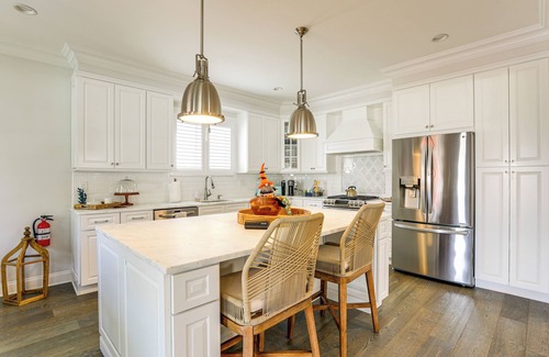 Long Branch Cottage | Sleek Long Branch Vacation Rental w/Pool + Patio!