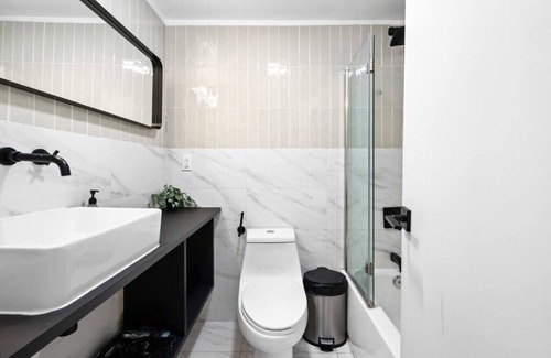 Bedford-Stuyvesant Apartment | Sleek Modern 2BR in Bed-Stuy Brooklyn