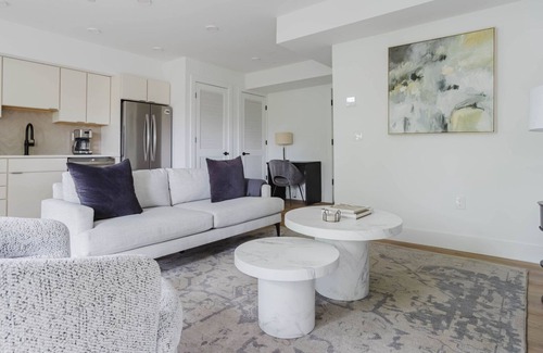 Navy Yard Apartment | Sleek Navy Yard 1BR w/W/D, near Dining, Bars & Nightlife, by Blueground