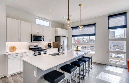 Knox - Henderson House | Sleek New Luxury Home in Prime Uptown Location!