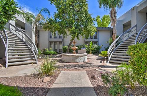 Cloisters Apartment | Sleek Phoenix Condo Walk to Biltmore Fashion Park