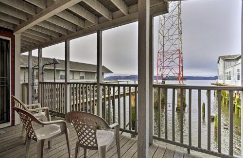 Astoria Apartment | Sleek Riverfront Condo on Pier in Downtown Astoria