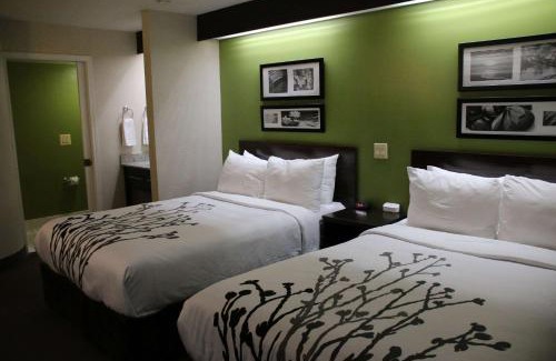 Lake Bluff Hotel | Sleep Inn near Great Lakes Naval Base