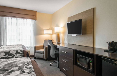 Marshall Hotel | Sleep Inn & Suites Marshall - University Area