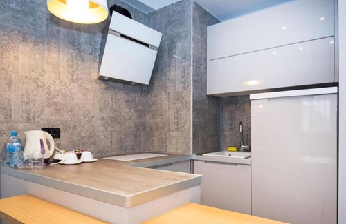 Centar Hotel | Sleep Well in 3 Modern Rooms with Free Breakfast Close to Macedonia Square