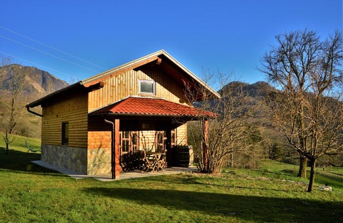 Kobarid House | Sleeping with the bees Kozjak
