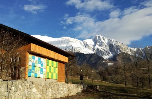 Kobarid House | Sleeping with the bees Kozjak