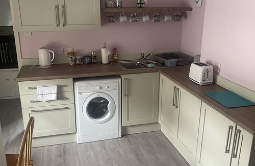 Riverside House | Sleeps 14 Cardiff City Centre