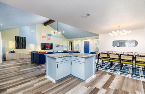Hidden Creek House | Sleeps 18 Basketball Court Heated Pool Games