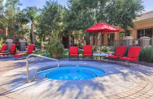 Gilbert Condo | Sleeps 6! 2 bed/2 bath condo close to everything!