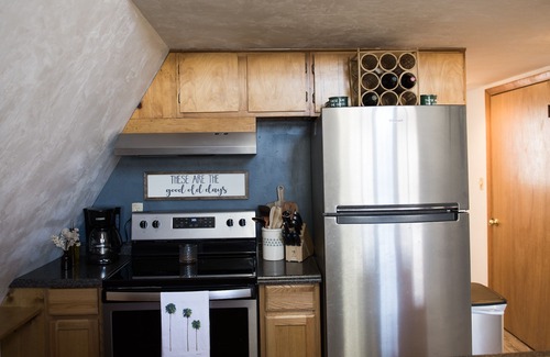 Alligator Point House | Sleeps 6 and prime fishing