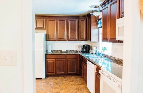 Wagontown House | Sleeps up to 18 people, perfect for a family getaway