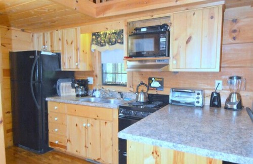 Berkeley Springs House | Sleepy Creek - hot tub, pets, grill, fire pit, wifi, screen porch, creekside