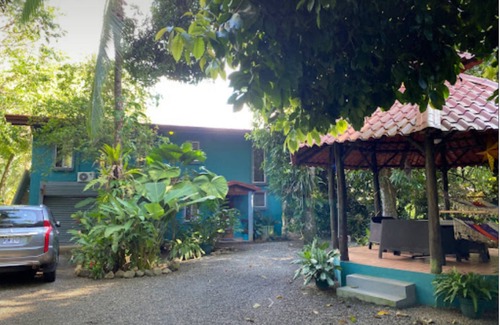 Savegre House | Slice Of Paradise, Bungalow for 2, full kitchen & bath, king bed, AC, & gazebo