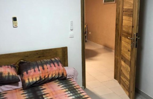 Ouoran Apartment | Small air-conditioned apartment with private pool