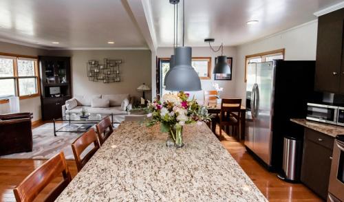 Granville House | Small Batch Lodging