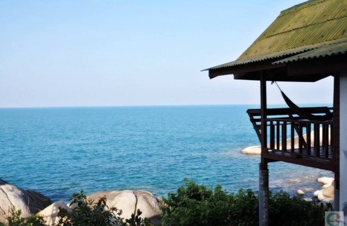 Baan Tai House | Small bungalow with Seaview