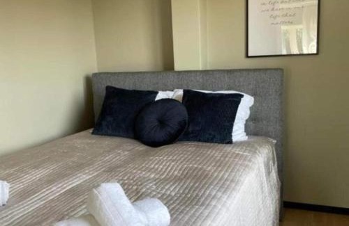 Hallevik House | Small Double Room at Hanohus Hotel
