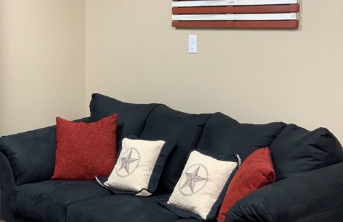 Hemphill Apartment | Small efficiency apartment
