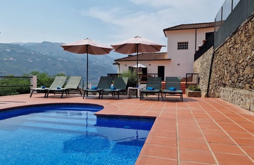 Mesao Frio House | Small farm in Douro with private pool