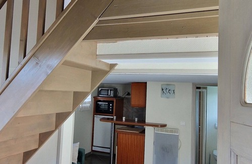Franqueville-Saint-Pierre House | Small house near Rouen parking space + car charging socket
