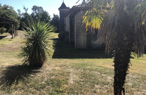 Auch House | Small Gascon castle