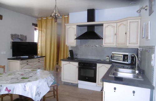 Sainte-Maure-de-Peyriac House | small house in a haven of peace