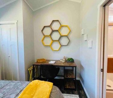 Emory House | Small Home near Lake Fork with Stocked Pond