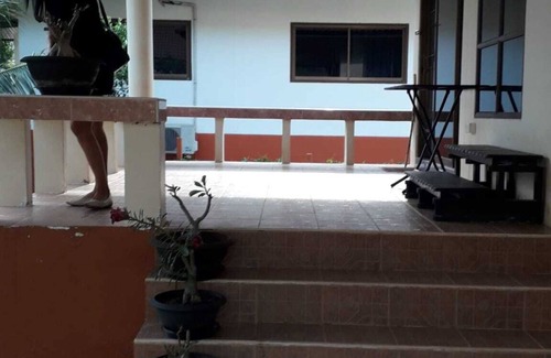 Pranburi House | Small house 64 sqm WFL, with garden and terrace - 5 min to the beach, ideal for couples