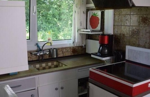 Baarland House | Small house with garden, directly behind the dyke