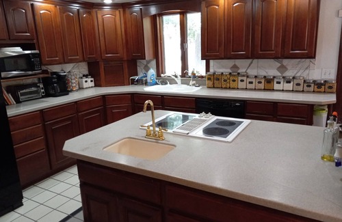 Watonga House | Small Mansion near State Park and Casino