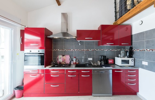 Seyresse Apartment | SMALL RELAXATION CORNER