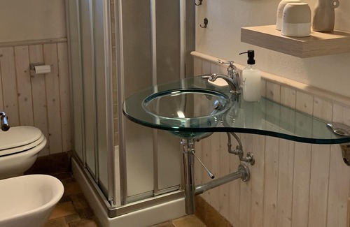 Chianni House | Small rustico "La Bomboniera" in a secluded location with pool and wonderful views