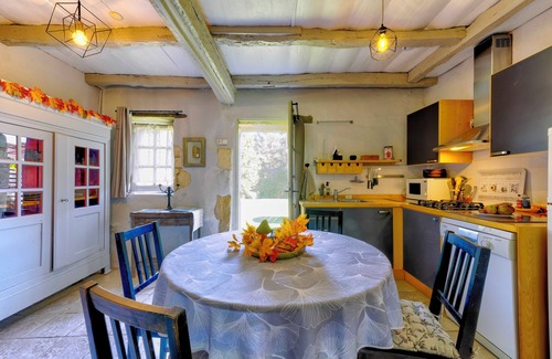Saint-Sauveur Cottage | Small stone house - Terrace - Parking - Swimming pool - Near Bergerac