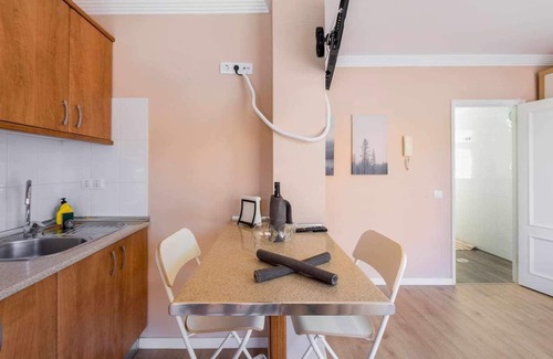 Telde Apartment | Small studio 2 minutes walk from the beach.