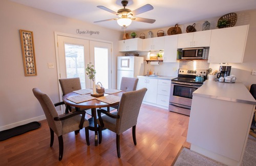 Blooming Glen Apartment | Small Town Apartment near covered bridge
